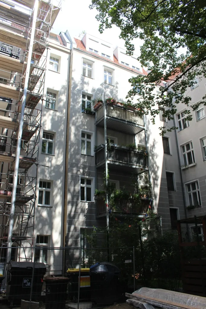 Kantstraße 82